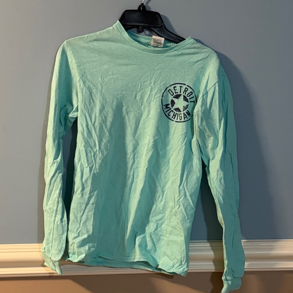 Detroit Michigan Mint Green Long Sleeve Shirt size small